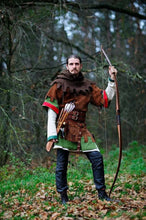Load image into Gallery viewer, Fox Dark Hunting and Cavalry Horsebow, recurve bow, traditional archery, medieval archery