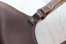 Load image into Gallery viewer, Traditional Archery leather quiver, arrow leather quiver, belt arrow quiver, traditional archery quiver, arrow holder
