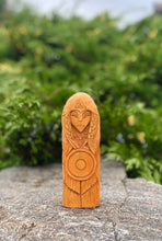 Load image into Gallery viewer, Freyja goddess statue