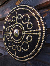 Load image into Gallery viewer, Scottish Battle Target Shield with spike