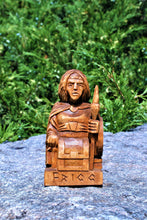 Load image into Gallery viewer, Frigg statue