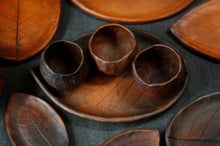 Load image into Gallery viewer, Ceramic plate Leaflet style, ceramic dishes, pottery set, clay plate, tea cups plate, Rustic Pottery Plates