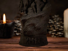 Load image into Gallery viewer, Black Fenrir statue