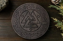 Load image into Gallery viewer, Valknut Norse paganism 7 inch altar board, Wooden altar board
