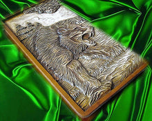 Load image into Gallery viewer, Wolve and bear custom backgammon set with carvings, wooden gift for him - Christmas gift - Birthday gift
