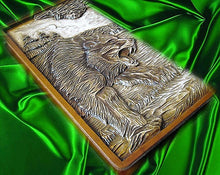 Load image into Gallery viewer, Wolve and bear custom backgammon set with carvings, wooden gift for him - Christmas gift - Birthday gift
